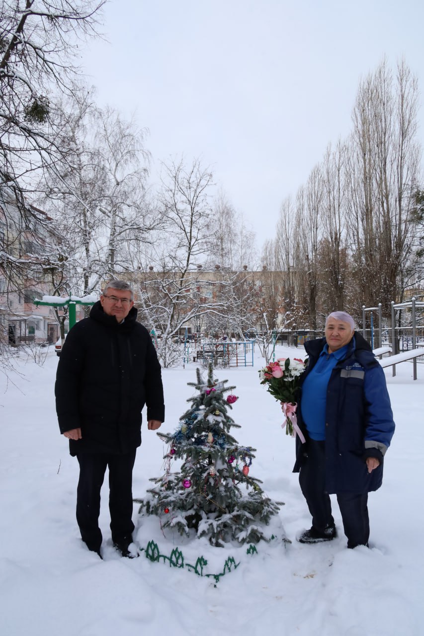 Андрей Гриднев: Сегодня навестил матерей, чьи сыновья погибли в ходе СВО Андрей Гриднев: Сегодня навестил матерей, чьи сыновья погибли в ходе СВО