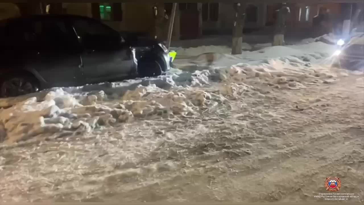 #СВОДКА_ДТП. По предварительным данным, вчера около 17 часов 25 минут на ул. Кирова п. Ровеньки 69-летний водитель, управляя автомобилем «Датцун», не предоставил преимущество в движении и совершил столкновение с автомобилем...