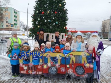 Белгородские автоинспекторы организовали акцию «Шагающий автобус»