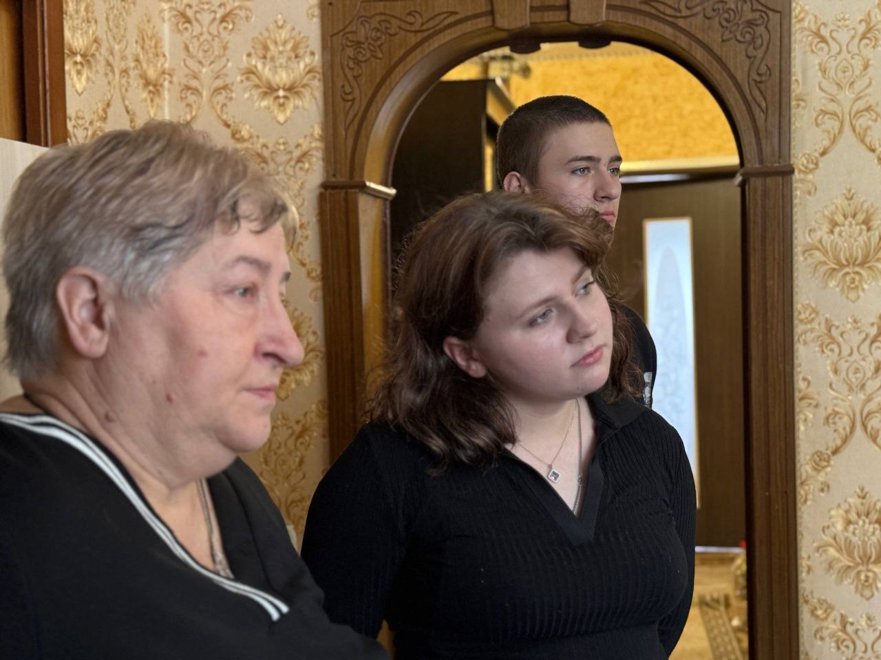 Вячеслав Гладков: Сегодня приехал в село Головино Белгородского округа поздравить с праздниками Ивана Еремия Вячеслав Гладков: Сегодня приехал в село Головино Белгородского округа поздравить с праздниками Ивана Еремия