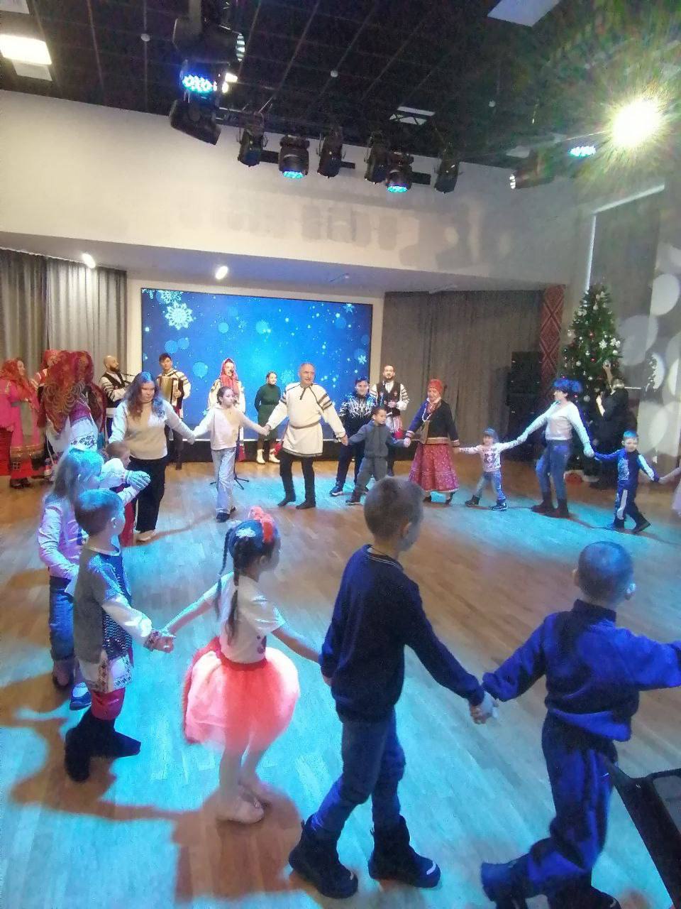 Галина Пятых: В преддверии Рождества Христова встретились с семьями с детьми участников СВО Галина Пятых: В преддверии Рождества Христова встретились с семьями с детьми участников СВО