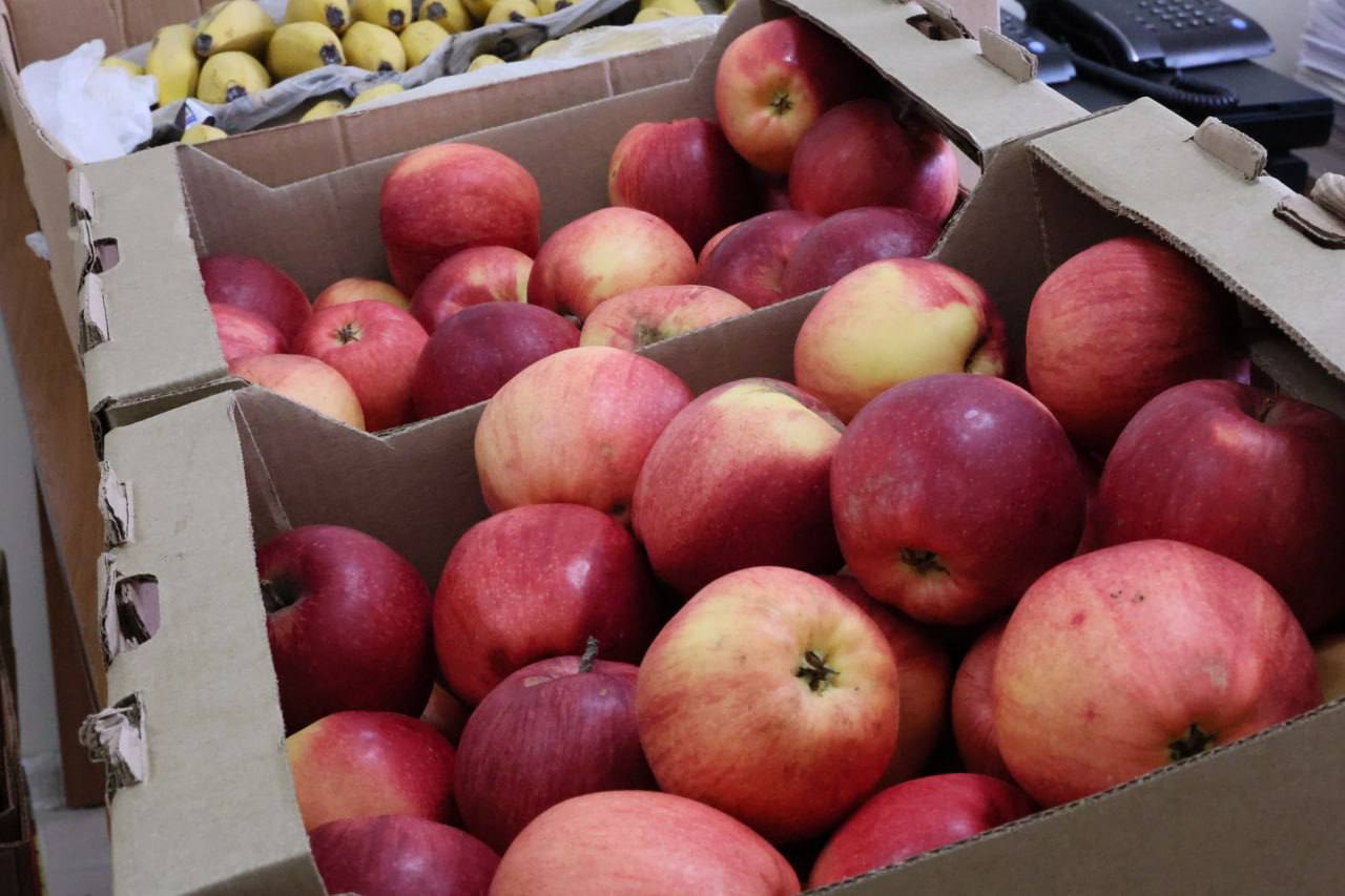 Юрий Клепиков: Посетили сегодня социальный центр «Милосердие и забота» — поздравили постояльцев и работников с прошедшими и наступающими праздниками, а также передали сладости, фрукты и овощи Юрий Клепиков: Посетили сегодня социальный центр «Милосердие и забота» — поздравили постояльцев и работников с прошедшими и наступающими праздниками, а также передали сладости, фрукты и овощи