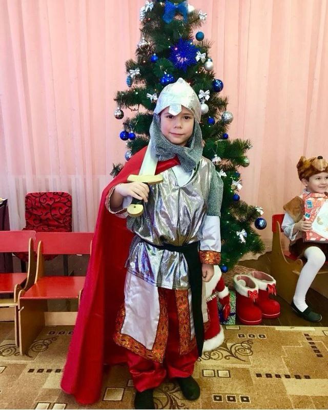 Дети наших подписчиков блистали на новогодних вечеринках в самых разных костюмах Дети наших подписчиков блистали на новогодних вечеринках в самых разных костюмах