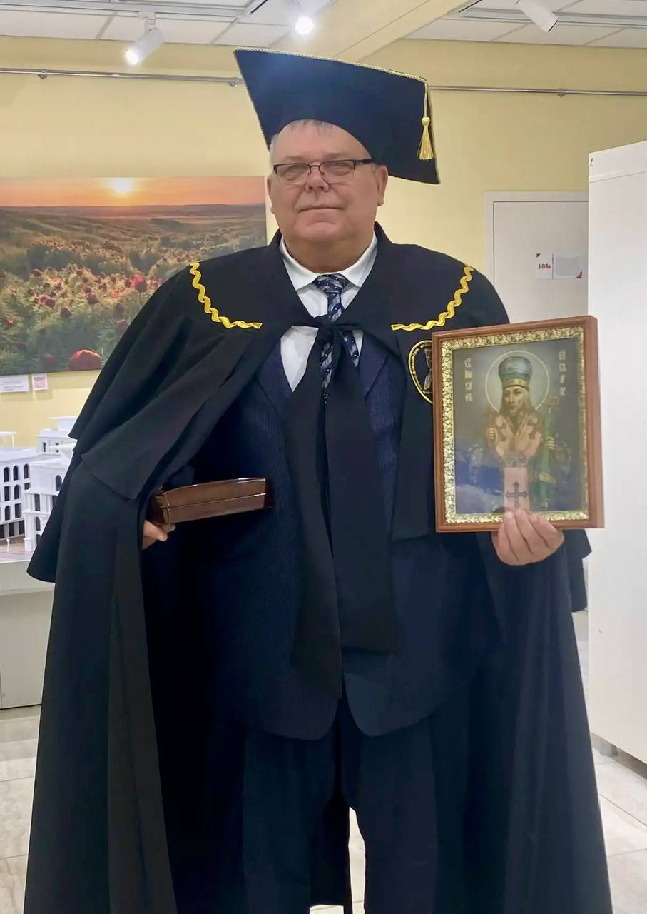 Светлана Халеева: Владимир Иванович Смурыгин награждён премией имени Василия Горина Светлана Халеева: Владимир Иванович Смурыгин награждён премией имени Василия Горина