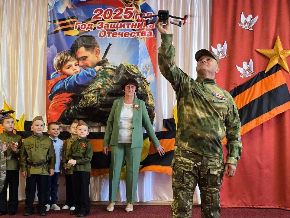 Патриотическое воспитание подрастающего поколения – одна из первостепенных задач общества Патриотическое воспитание подрастающего поколения – одна из первостепенных задач общества