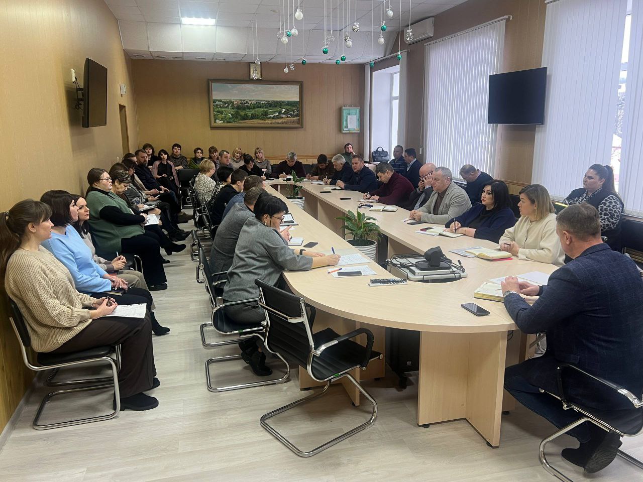 В администрации Борисовского муниципального округа состоялось первое в 2026 году рабочее совещание с руководителями структурных подразделений и территориальных отделов В администрации Борисовского муниципального округа состоялось первое в 2026 году рабочее совещание с руководителями структурных подразделений и территориальных отделов