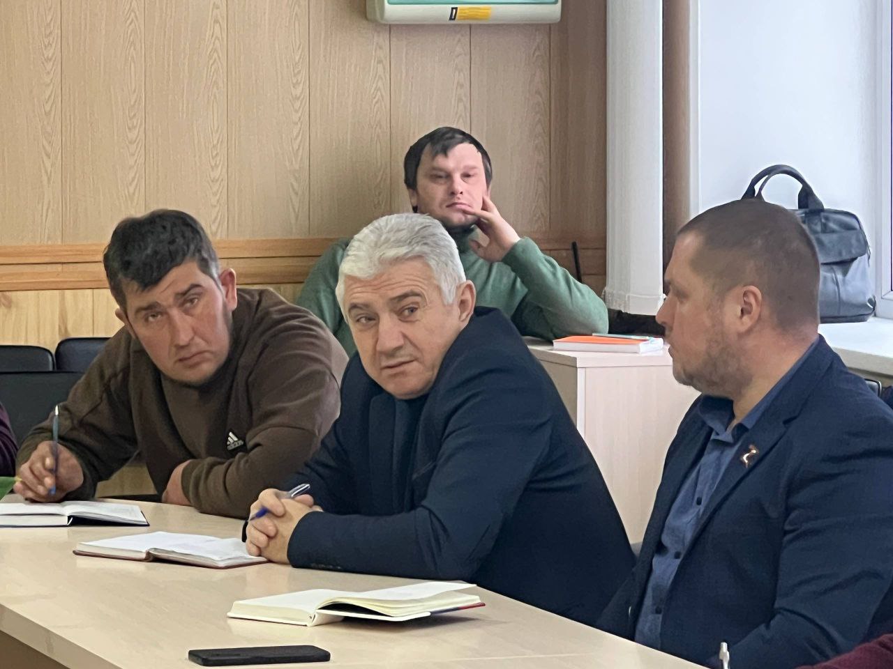 В администрации Борисовского муниципального округа состоялось первое в 2026 году рабочее совещание с руководителями структурных подразделений и территориальных отделов В администрации Борисовского муниципального округа состоялось первое в 2026 году рабочее совещание с руководителями структурных подразделений и территориальных отделов