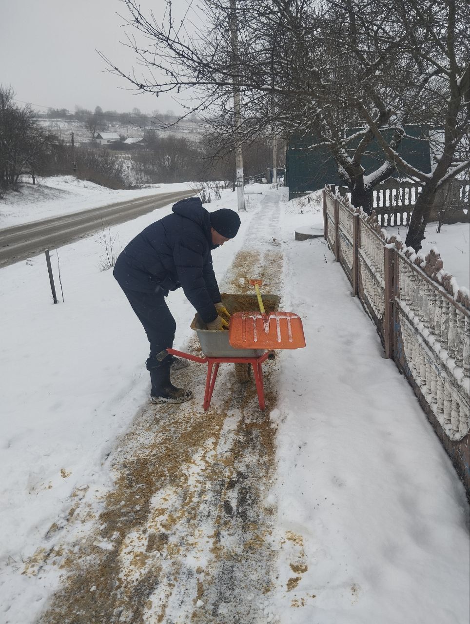 Олег Медведев: Дорогие яковлевцы!. Ежедневно сотрудники МБУ "Благоустройство" выполняют свою работу, направленную на поддержание чистоты и порядка на территории нашего округа Олег Медведев: Дорогие яковлевцы!. Ежедневно сотрудники МБУ "Благоустройство" выполняют свою работу, направленную на поддержание чистоты и порядка на территории нашего округа