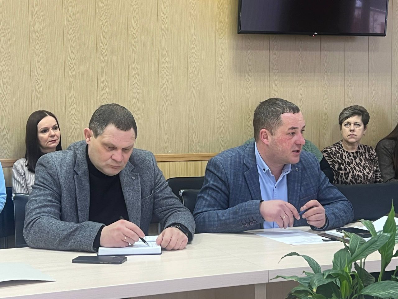 В администрации Борисовского муниципального округа состоялось первое в 2026 году рабочее совещание с руководителями структурных подразделений и территориальных отделов В администрации Борисовского муниципального округа состоялось первое в 2026 году рабочее совещание с руководителями структурных подразделений и территориальных отделов