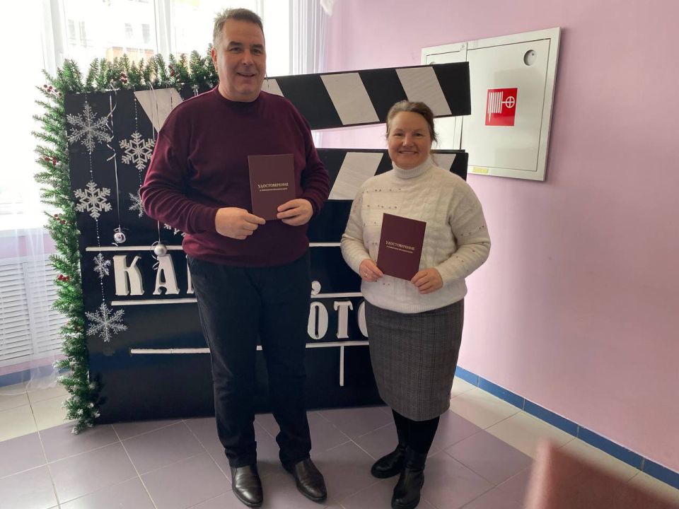 В Белгороде состоялась торжественная церемония вручения документов нашим землякам В Белгороде состоялась торжественная церемония вручения документов нашим землякам