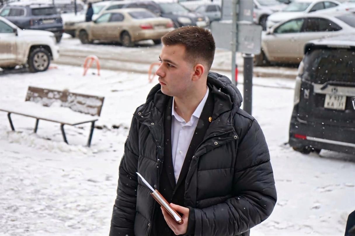 Дублёр заместителя губернатора - министра цифрового развития Данил Золотарев посетил контакт-центр МФЦ Дублёр заместителя губернатора - министра цифрового развития Данил Золотарев посетил контакт-центр МФЦ