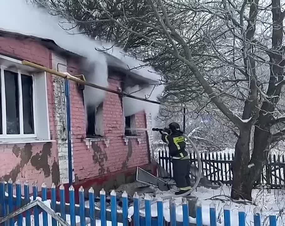 В огне погибли двое пожилых людей в Корочанском округе