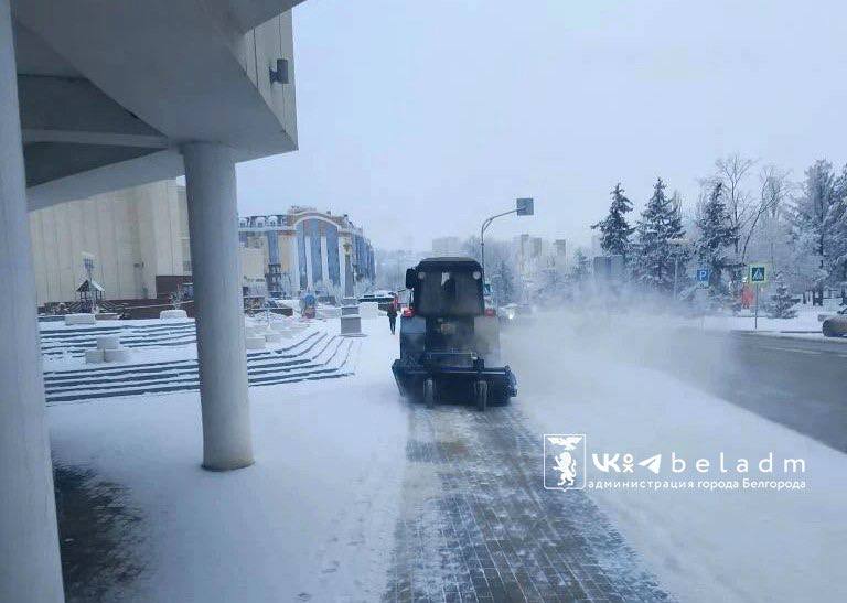 Утро 22 января началось с небольшого снегопада в Белгороде