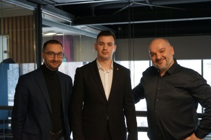 Дублёр заместителя губернатора - министра цифрового развития Данил Золотарев посетил ОГБУ «Белгородский информационный фонд»