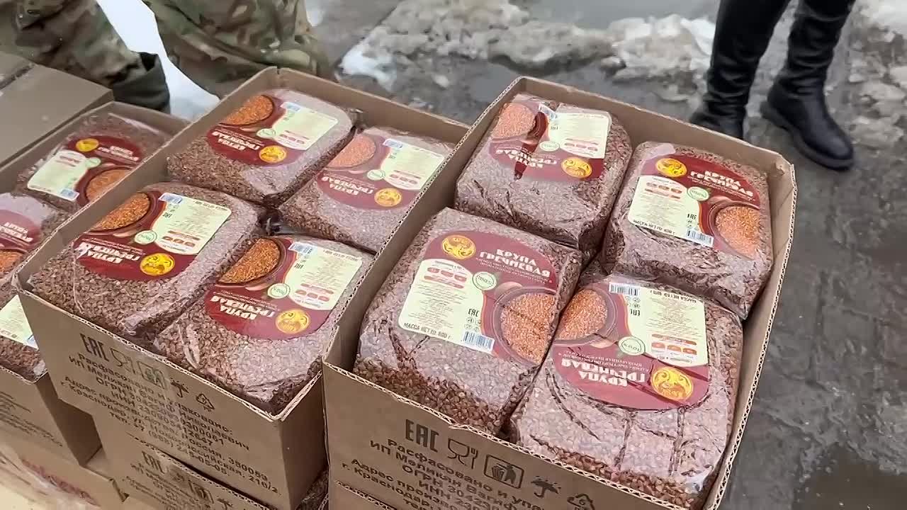 Сегодня в Белгородский логистический центр «Единой России» однопартийцы во главе с Секретарем Краснодарского регионального отделения Партии, первым заместителем председателя Законодательного Собрания Краснодарского края...