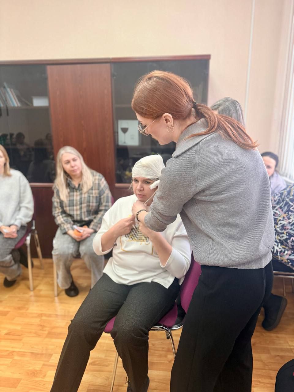 Владимир Переверзев: В Борисовском муниципальном округе продолжается серия обучающих мастер-классов по навыкам оказания первой доврачебной помощи для сотрудников предприятий и организаций Владимир Переверзев: В Борисовском муниципальном округе продолжается серия обучающих мастер-классов по навыкам оказания первой доврачебной помощи для сотрудников предприятий и организаций