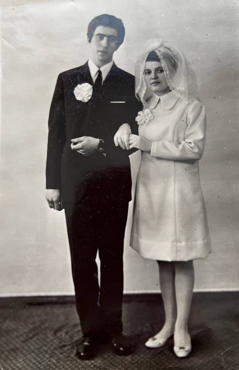 55 лет семейного счастья: Леонид Анатольевич и Надежда Павловна Спидченко отметили изумрудную свадьбу 55 лет семейного счастья: Леонид Анатольевич и Надежда Павловна Спидченко отметили изумрудную свадьбу