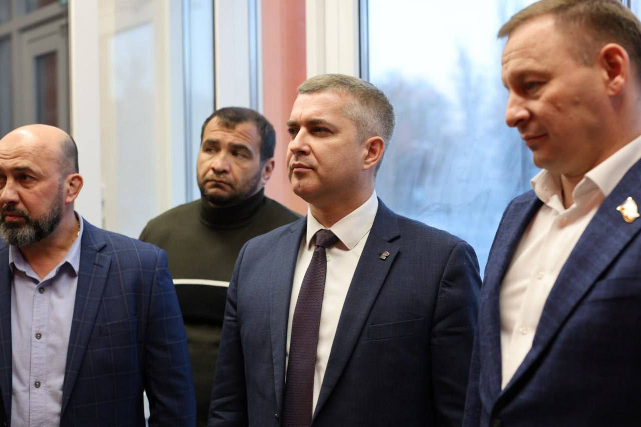 Завершилось обновление зала борьбы спортивной школы олимпийского резерва №2. Капитальный ремонт этого значимого объекта был проведён по инициативе губернатора Белгородской области Вячеслава Владимировича Гладкова Завершилось обновление зала борьбы спортивной школы олимпийского резерва №2. Капитальный ремонт этого значимого объекта был проведён по инициативе губернатора Белгородской области Вячеслава Владимировича Гладкова