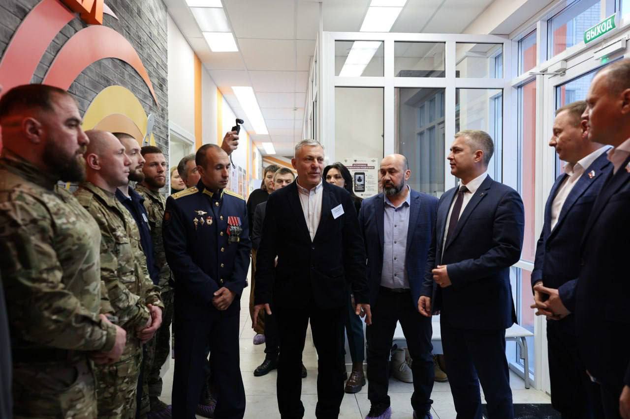 Завершилось обновление зала борьбы спортивной школы олимпийского резерва №2. Капитальный ремонт этого значимого объекта был проведён по инициативе губернатора Белгородской области Вячеслава Владимировича Гладкова