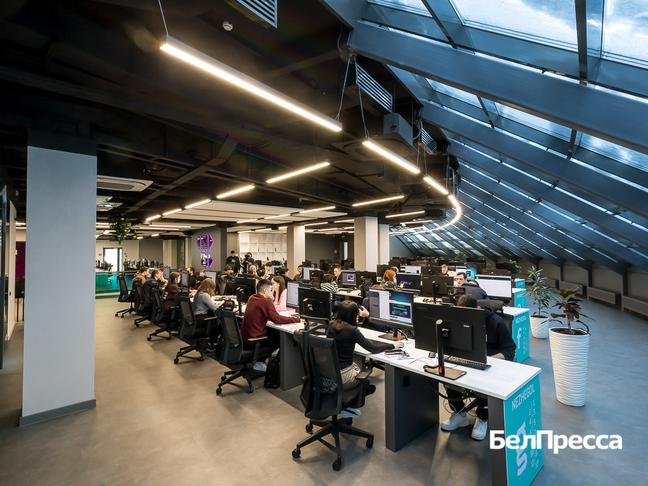 73-летний мужчина и 14-летний мальчик борются за право учиться в белгородской Школе 21