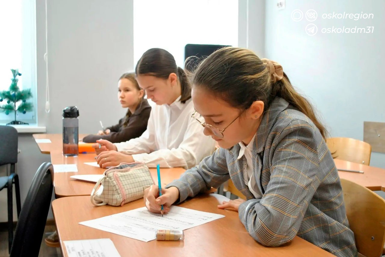 Музыка в словах и нотах». В детской школе искусств №3 прошёл зональный тур регионального конкурса по теоретическим дисциплинам для учащихся детских музыкальных школ и детских школ искусств «Музыка в словах и нотах». Цель... Музыка в словах и нотах». В детской школе искусств №3 прошёл зональный тур регионального конкурса по теоретическим дисциплинам для учащихся детских музыкальных школ и детских школ искусств «Музыка в словах и нотах». Цель...