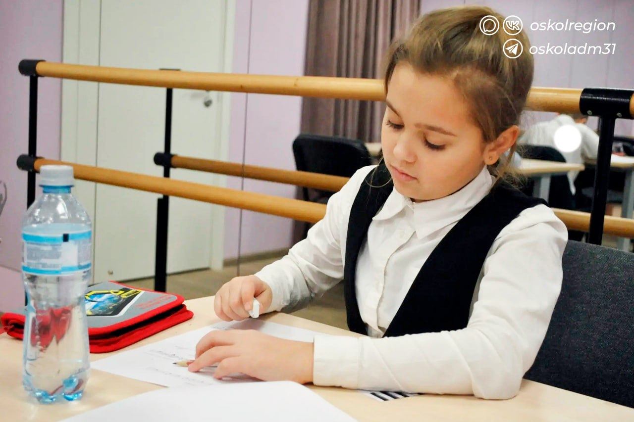 Музыка в словах и нотах». В детской школе искусств №3 прошёл зональный тур регионального конкурса по теоретическим дисциплинам для учащихся детских музыкальных школ и детских школ искусств «Музыка в словах и нотах». Цель... Музыка в словах и нотах». В детской школе искусств №3 прошёл зональный тур регионального конкурса по теоретическим дисциплинам для учащихся детских музыкальных школ и детских школ искусств «Музыка в словах и нотах». Цель...