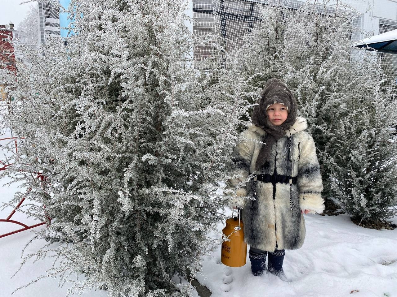 Дорогие друзья!. Сегодня мы отдаём дань памяти и уважения тем, кто проявил мужество и стойкость во время блокады Ленинграда Дорогие друзья!. Сегодня мы отдаём дань памяти и уважения тем, кто проявил мужество и стойкость во время блокады Ленинграда