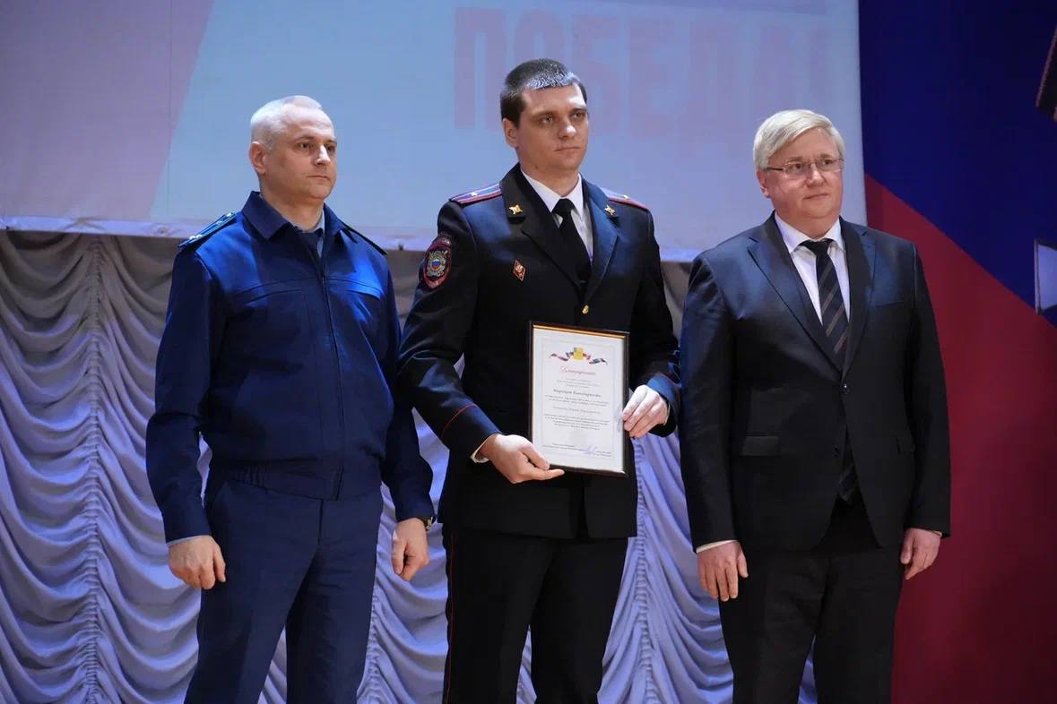 Андрей Миськов: В 83-ю годовщину со Дня освобождения города Новый Оскол от немецко-фашистских захватчиков вместе с земляками подвели итоги 2025 года, объявленного Президентом Российской Федерации Годом защитников Отечества Андрей Миськов: В 83-ю годовщину со Дня освобождения города Новый Оскол от немецко-фашистских захватчиков вместе с земляками подвели итоги 2025 года, объявленного Президентом Российской Федерации Годом защитников Отечества