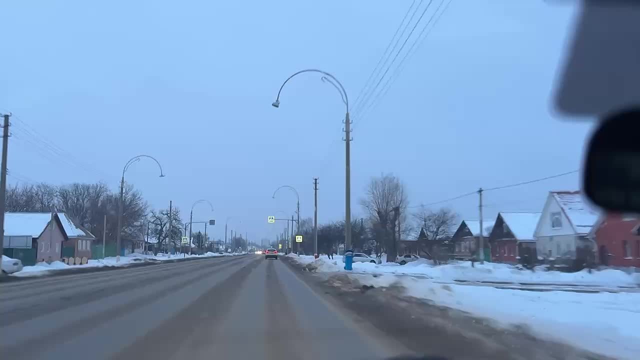 Доброе утро, друзья. Управление Госавтоинспекции призывает всех участников дорожного движения быть особенно внимательными На территории Белгородской области снег с дождем и минусовая температура В низинах и мостах, а также...