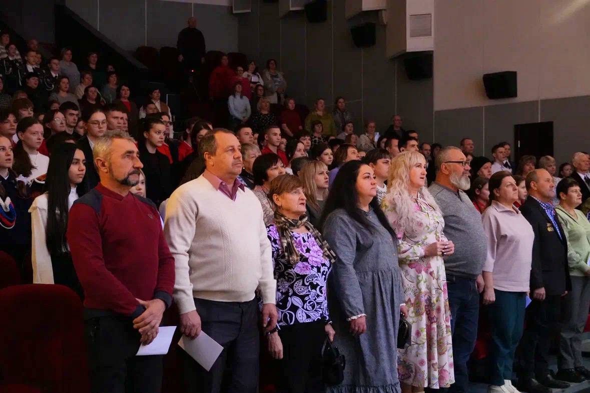 Андрей Миськов: В 83-ю годовщину со Дня освобождения города Новый Оскол от немецко-фашистских захватчиков вместе с земляками подвели итоги 2025 года, объявленного Президентом Российской Федерации Годом защитников Отечества Андрей Миськов: В 83-ю годовщину со Дня освобождения города Новый Оскол от немецко-фашистских захватчиков вместе с земляками подвели итоги 2025 года, объявленного Президентом Российской Федерации Годом защитников Отечества