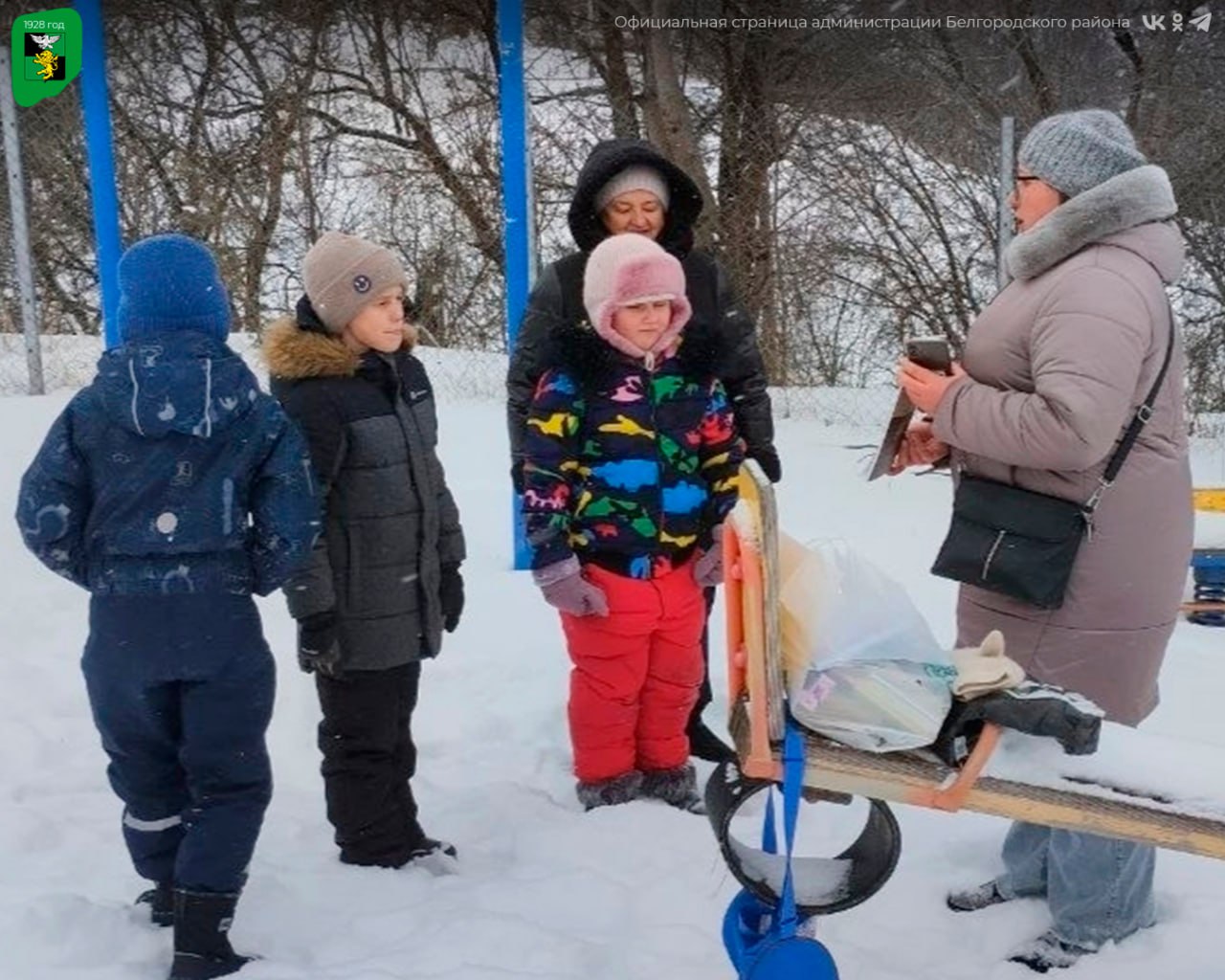 В ТОСах нашего муниципалитета состоялся праздник книги и дружбы с библиобусом В ТОСах нашего муниципалитета состоялся праздник книги и дружбы с библиобусом
