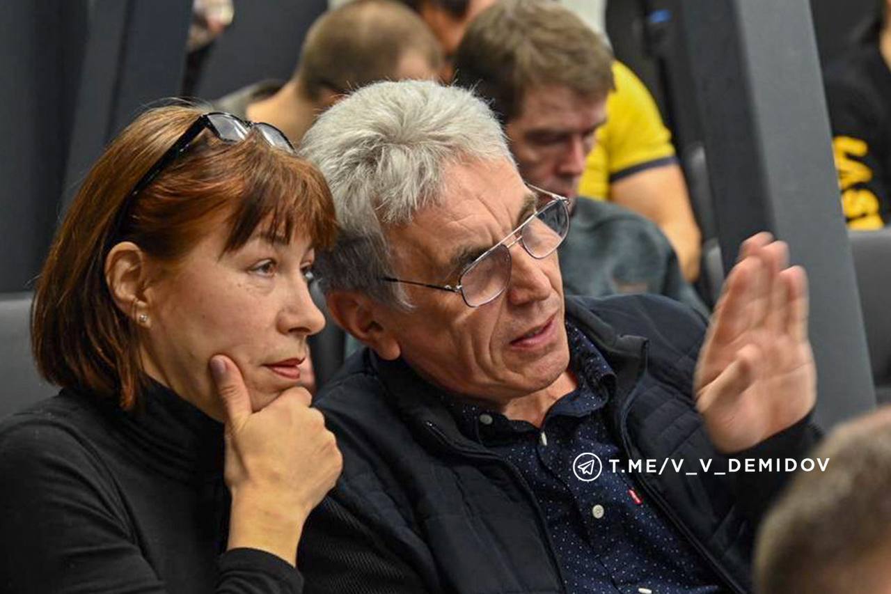 В Белгороде состоялась первая встреча дискуссионного клуба «Белгородская среда» В Белгороде состоялась первая встреча дискуссионного клуба «Белгородская среда»