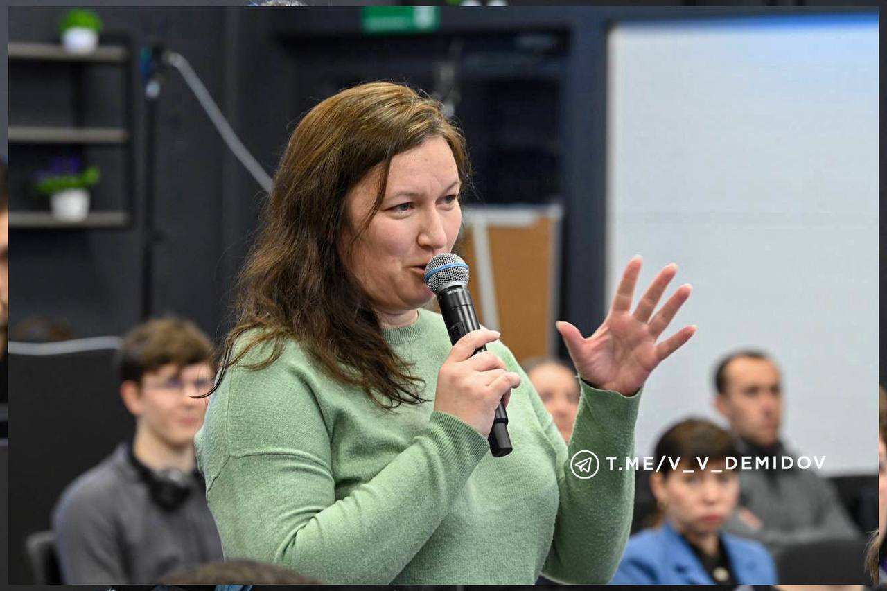 В Белгороде состоялась первая встреча дискуссионного клуба «Белгородская среда» В Белгороде состоялась первая встреча дискуссионного клуба «Белгородская среда»