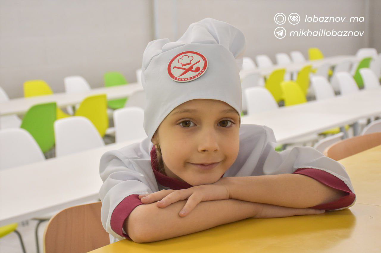 Михаил Лобазнов: Школа №21 начинает новую главу под названием Центр образовательных инициатив «Аксиома 2.1». Сегодня вместе с депутатом Белгородской областной думы, управляющим директором ОЭМК им. А.А. Угарова Кириллом... Михаил Лобазнов: Школа №21 начинает новую главу под названием Центр образовательных инициатив «Аксиома 2.1». Сегодня вместе с депутатом Белгородской областной думы, управляющим директором ОЭМК им. А.А. Угарова Кириллом...