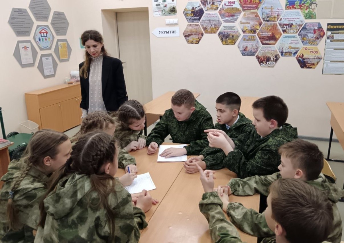 В нашем округе состоялись соревнования среди кадетских классов, организованные в рамках традиционного месячника оборонно-массовой и военно-патриотической работы В нашем округе состоялись соревнования среди кадетских классов, организованные в рамках традиционного месячника оборонно-массовой и военно-патриотической работы