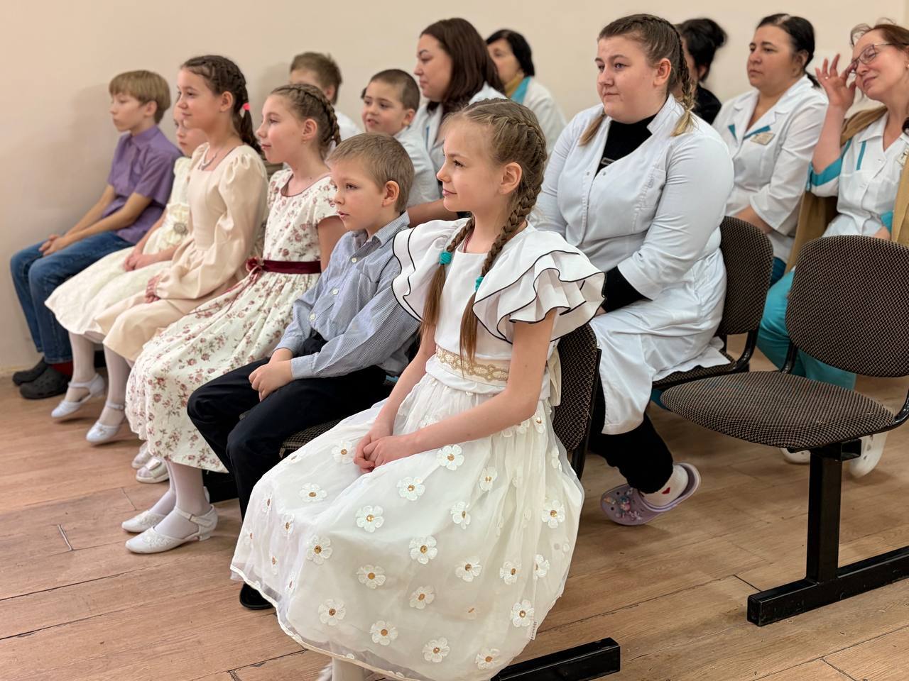 Игорь Щепин: Добро не бывает поздним.. Сегодня с очень тёплой миссией вместе с коллегами и побывал в нашем детском противотуберкулёзном санатории. Новогодняя суета осталась позади, но у нас оставались важные, незавершённые... Игорь Щепин: Добро не бывает поздним.. Сегодня с очень тёплой миссией вместе с коллегами и побывал в нашем детском противотуберкулёзном санатории. Новогодняя суета осталась позади, но у нас оставались важные, незавершённые...