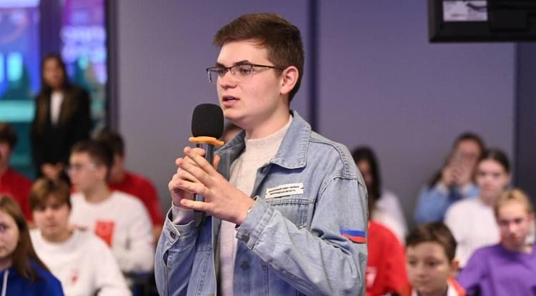 Школьник из Белгорода представит Россию в Молодёжном парламенте БРИКС