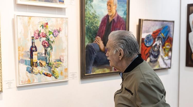 «Портрет – один из моих любимых жанров, поскольку самое удивительное, что на земле есть, – это, конечно, человек»