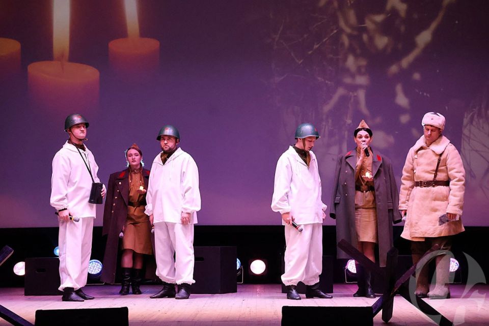 � ����� 83-� ��������� ������������ ������� ������ � ��� ������� ������ �������� ���������������� ��������� ������� �����. ������������. ��� 1943�