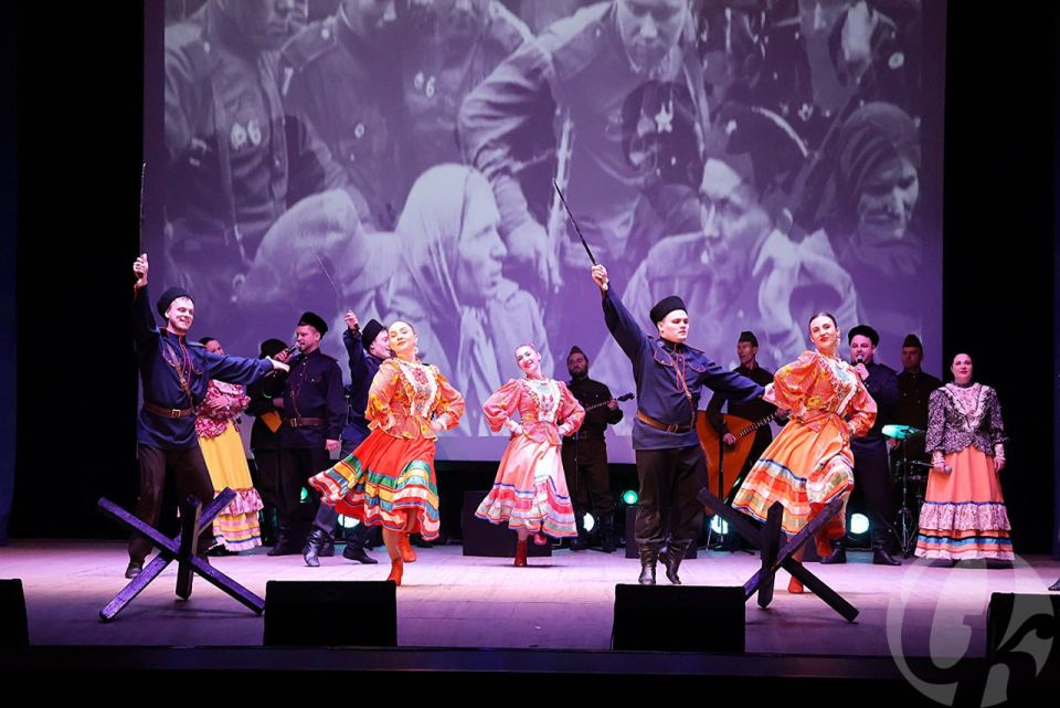 � ����� 83-� ��������� ������������ ������� ������ � ��� ������� ������ �������� ���������������� ��������� ������� �����. ������������. ��� 1943�