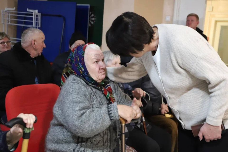 Татьяна Круглякова: Вчера вечером посетила один из пунктов временного размещения Татьяна Круглякова: Вчера вечером посетила один из пунктов временного размещения