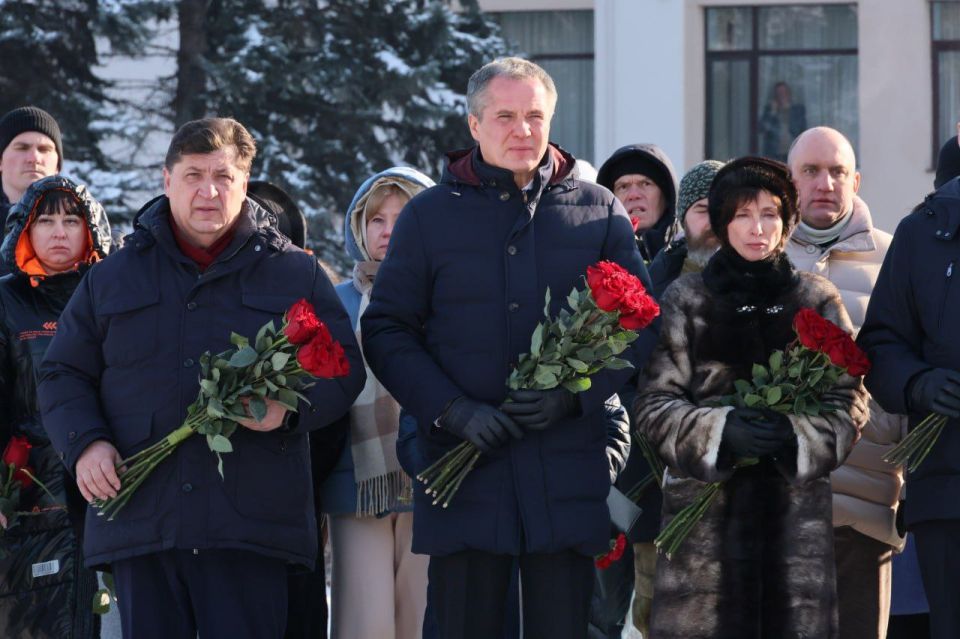 ���� ��������: ������� �� �������� ������ ����� ������� ����� �������� �� ����������� ������ � 5 ������� 1942 ���� ����� ����� �� ����� �������� ������� ����� ������� ������������� ����� � ������� ����� ����� ������.�