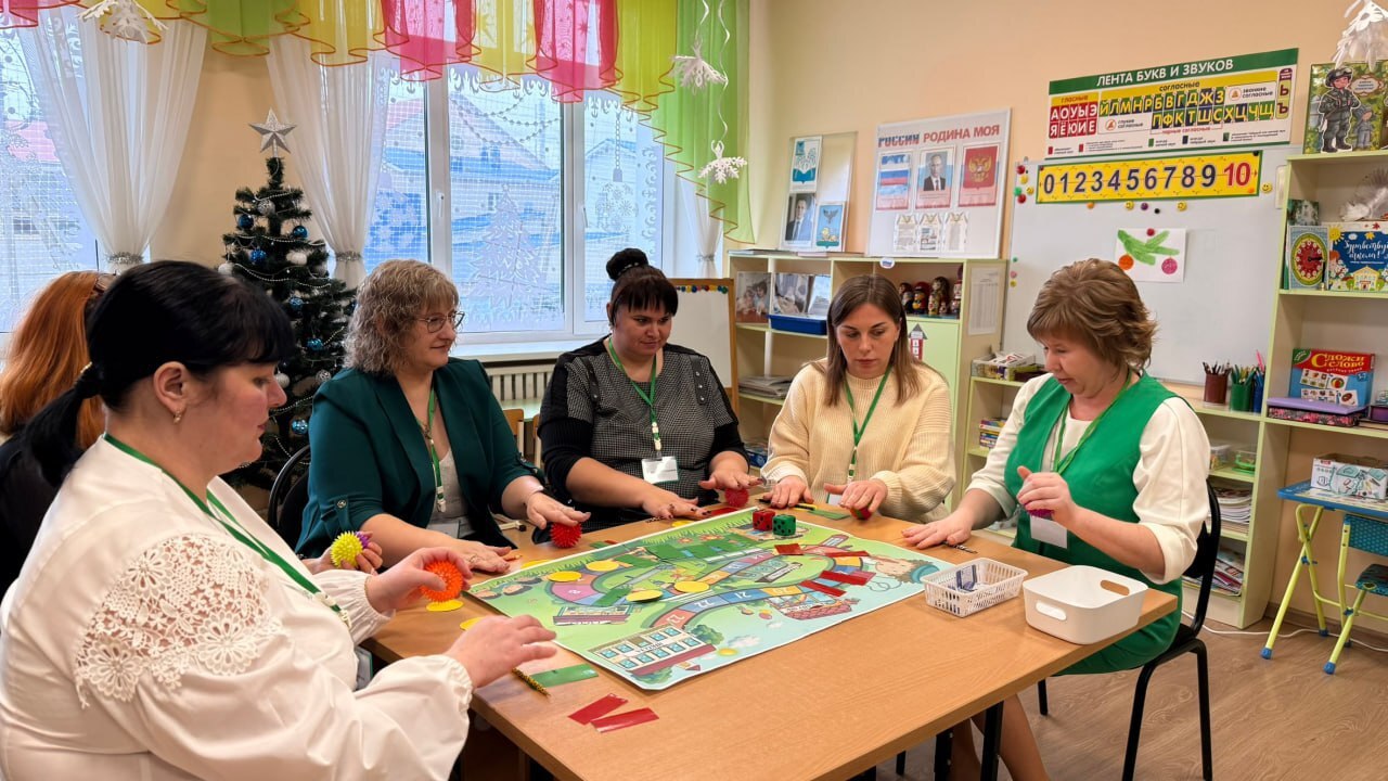 В Ракитянском округе завершился муниципальный этап Всероссийского конкурса профессионального мастерства «Воспитатель года России – 2026» В Ракитянском округе завершился муниципальный этап Всероссийского конкурса профессионального мастерства «Воспитатель года России – 2026»