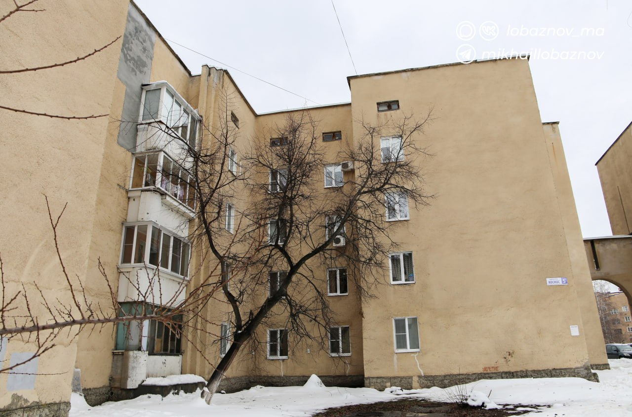 Михаил Лобазнов: Продолжаем приводить в порядок жилищный фонд Старого Оскола Михаил Лобазнов: Продолжаем приводить в порядок жилищный фонд Старого Оскола