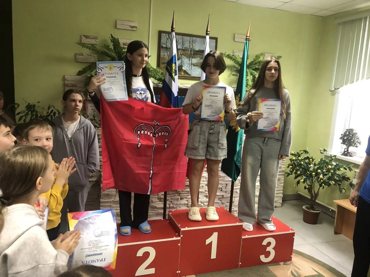 Татьяна Киричкова: Сегодня в плавательном бассейне «Дельфин» прошел Открытый турнир Ровеньского муниципального округа по плаванию «Зимняя волна 2026» Татьяна Киричкова: Сегодня в плавательном бассейне «Дельфин» прошел Открытый турнир Ровеньского муниципального округа по плаванию «Зимняя волна 2026»