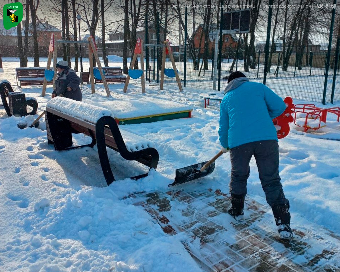 На территории муниципалитета продолжаются активные снегоуборочные работы На территории муниципалитета продолжаются активные снегоуборочные работы
