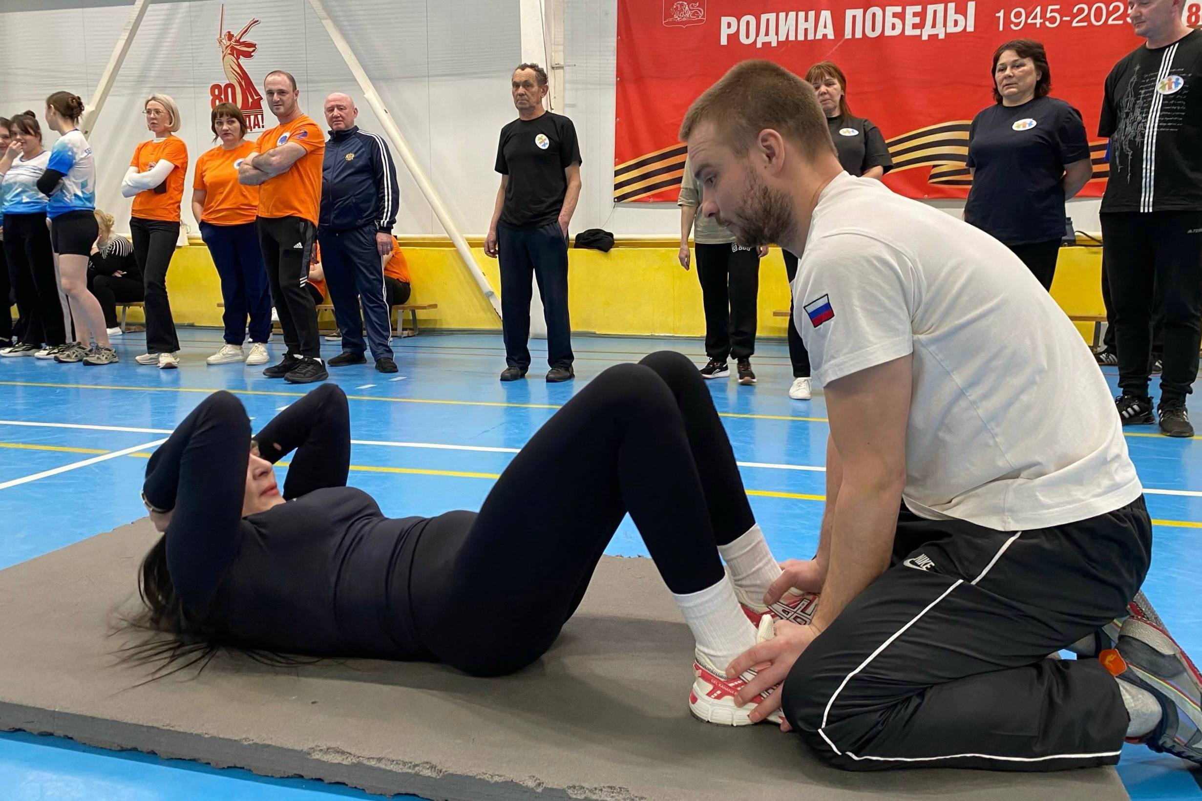 Андрей Миськов: В физкультурно-оздоровительном комплексе Новооскольского округа прошел спортивный праздник «Я могу всё!» Андрей Миськов: В физкультурно-оздоровительном комплексе Новооскольского округа прошел спортивный праздник «Я могу всё!»