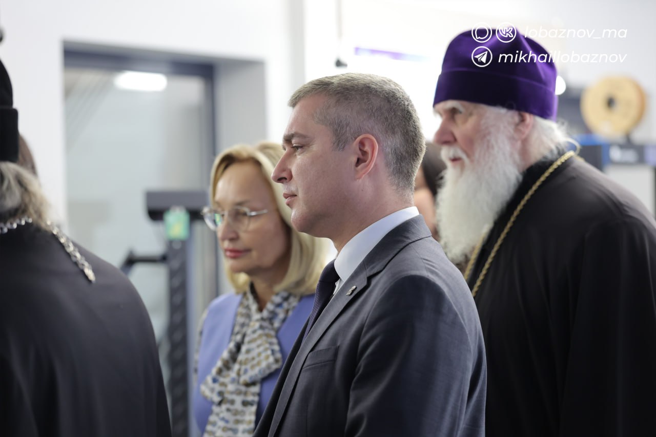 Михаил Лобазнов: По случаю празднования Дня православной молодёжи вместе с митрополитом Белгородским и Старооскольским Иоанном встретился с ребятами на базе СТИ НИТУ «МИСИС» Михаил Лобазнов: По случаю празднования Дня православной молодёжи вместе с митрополитом Белгородским и Старооскольским Иоанном встретился с ребятами на базе СТИ НИТУ «МИСИС»