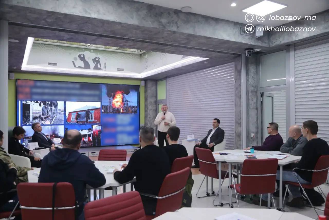 Продолжается обучение ветеранов специальной военной операции в рамках регионального кадрового проекта «Сталь», инициированного губернатором Вячеславом Владимировичем Гладковым Продолжается обучение ветеранов специальной военной операции в рамках регионального кадрового проекта «Сталь», инициированного губернатором Вячеславом Владимировичем Гладковым