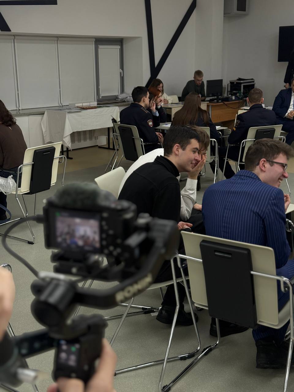 Избир-квиз в Белгороде: студенты пяти вузов сразились за звание лучших знатоков избирательного права Избир-квиз в Белгороде: студенты пяти вузов сразились за звание лучших знатоков избирательного права